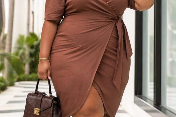 The Best Wrap Dresses for Curvy Figures: Flattering Fits, Supportive Fabrics, and Styling Tips