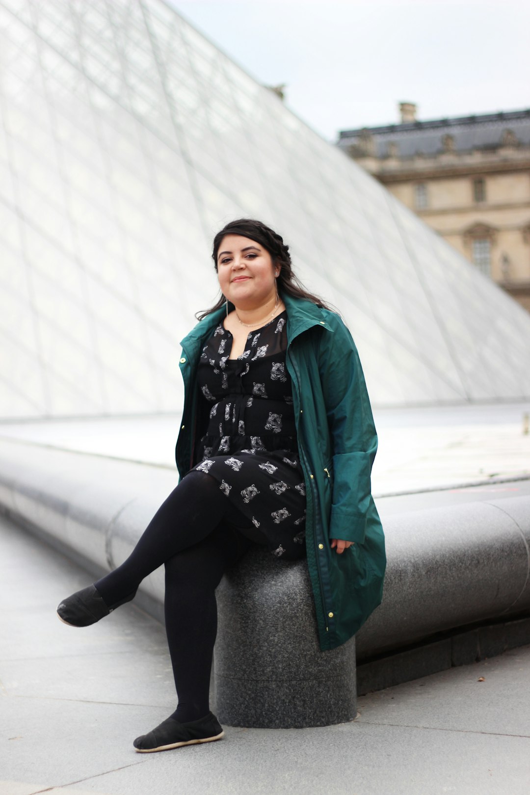 Comfortable Plus Size Travel Outfits for Long Flights, Road Trips, and Sightseeing